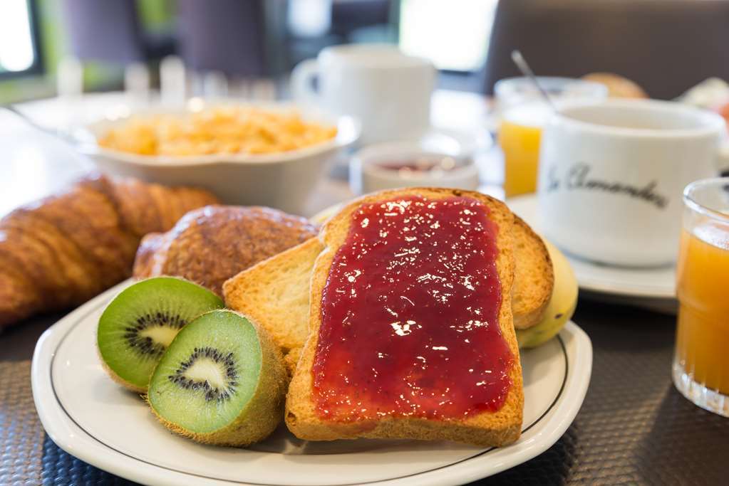 Hotel Les Amandiers Tournon-sur-Rhone Servicios foto